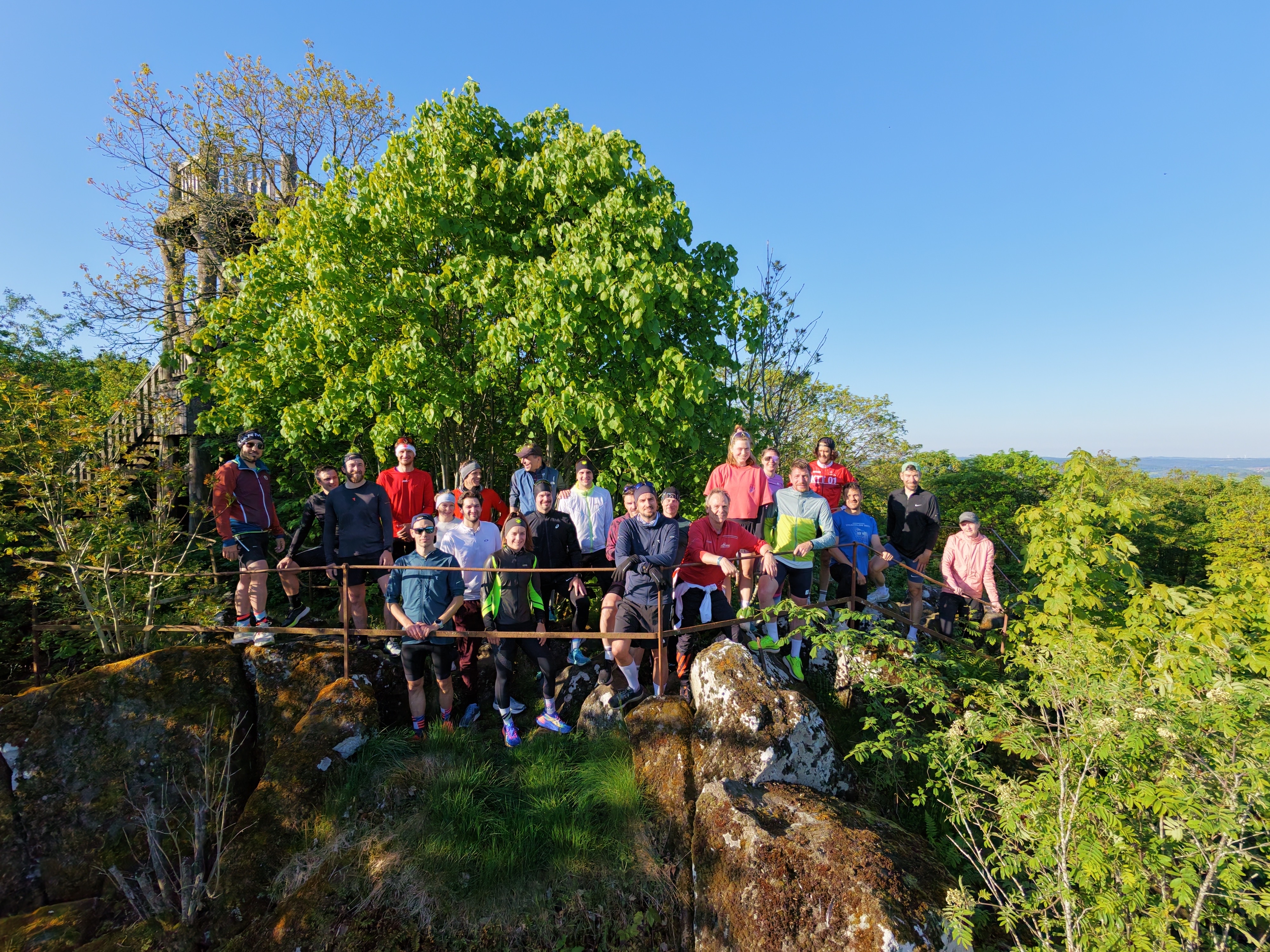Gruppe am Aussichtspunkt